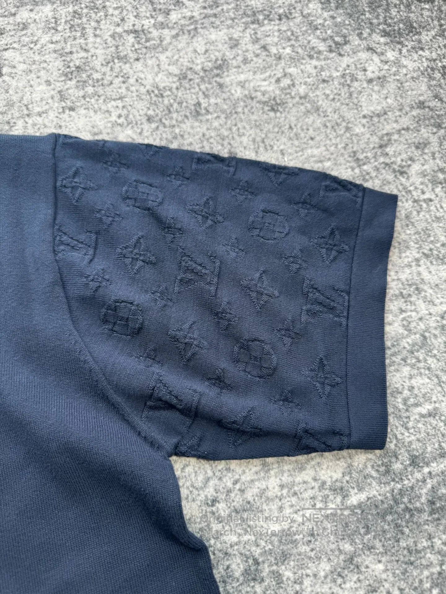 Louis Vuitton Louis Vuitton Navy Blue Arm All-Over Embossed Print Knit S Size US L / EU 52-54 / 3 - 6 Thumbnail