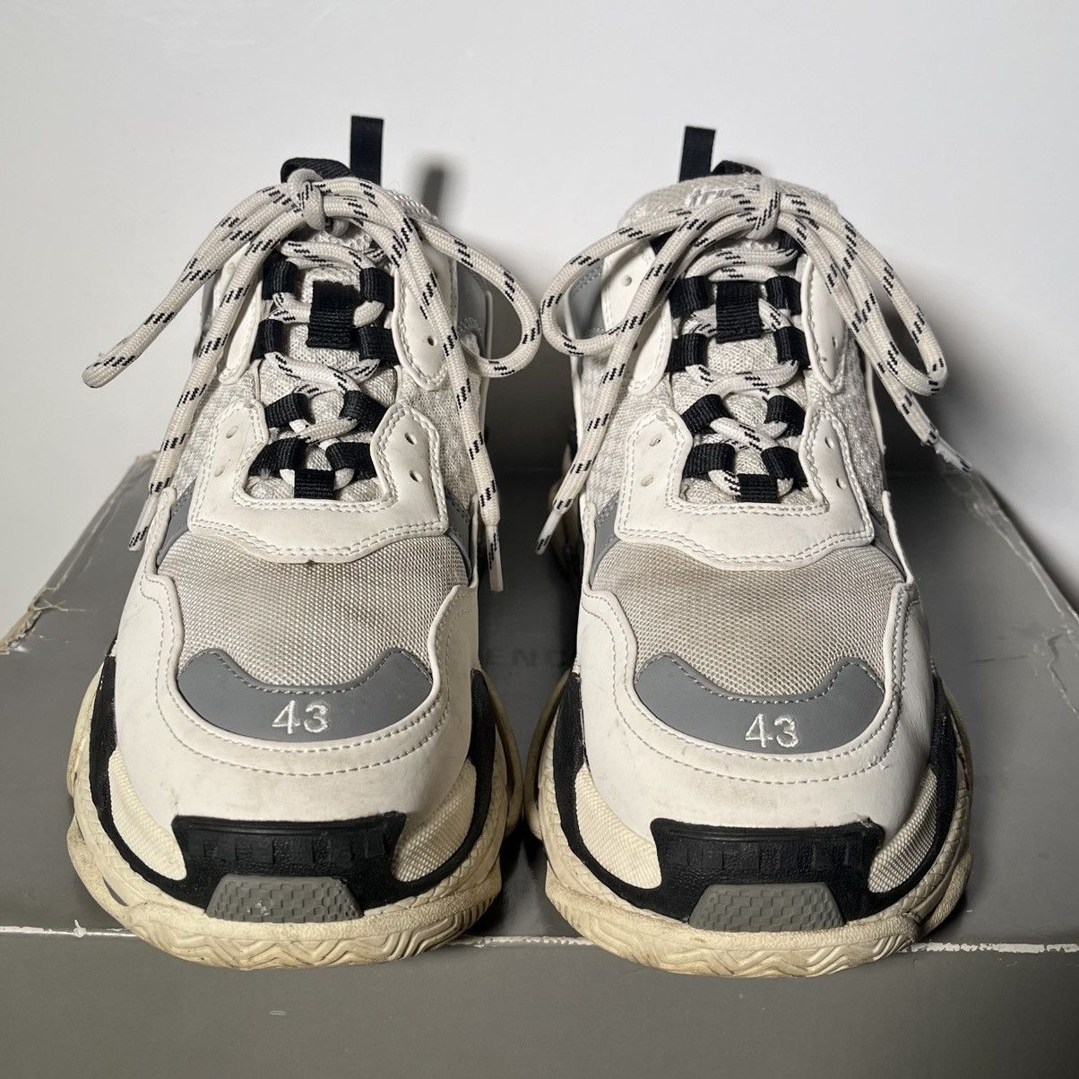Balenciaga grey/white balenciaga triple S Size US 10 / EU 43 - 4 Thumbnail