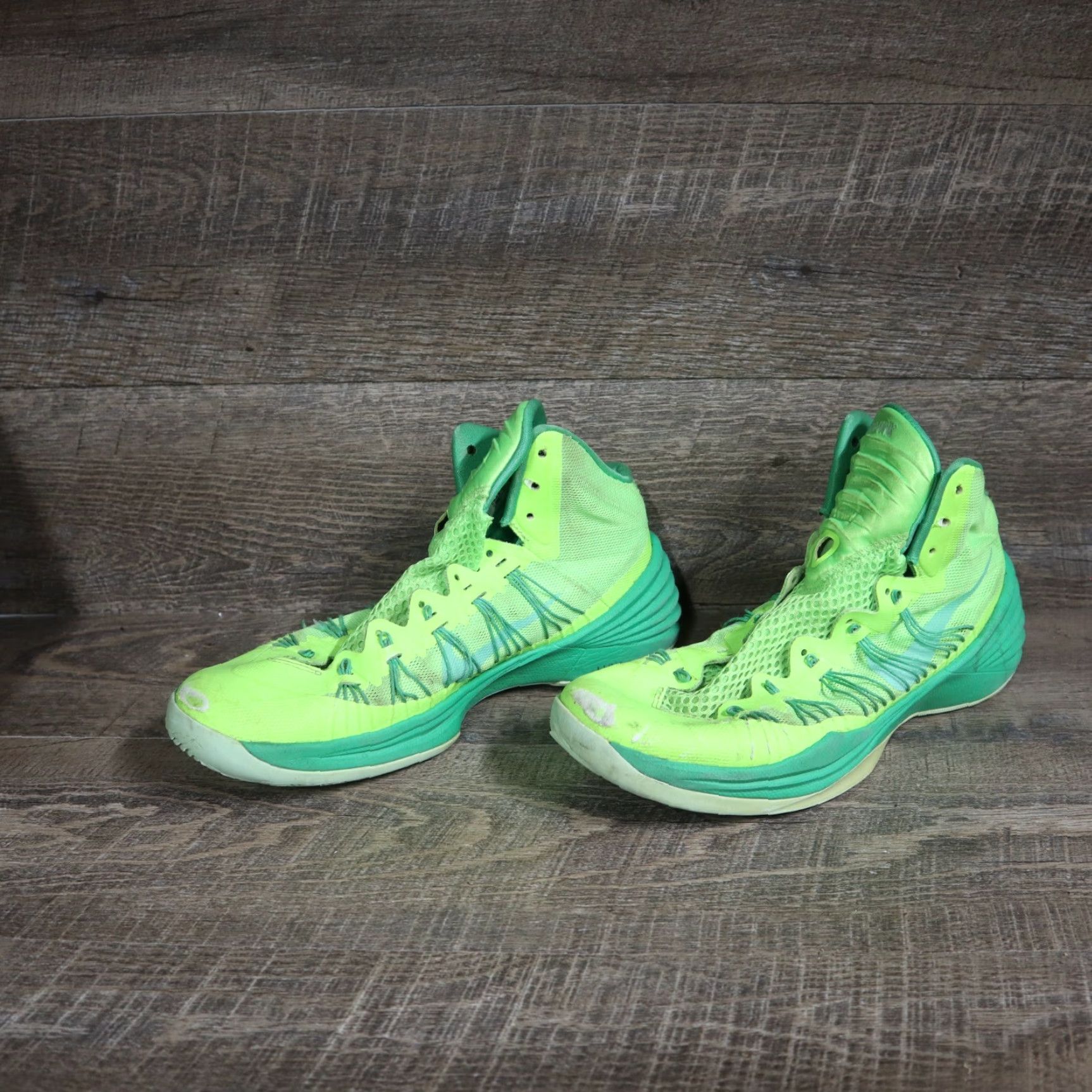 Nike Nike Hyperdunk Basketball Shoes Mid Top Men’s Size 9.5 Green Lace Up Size US XL / EU 56 / 4 - 2 Thumbnail