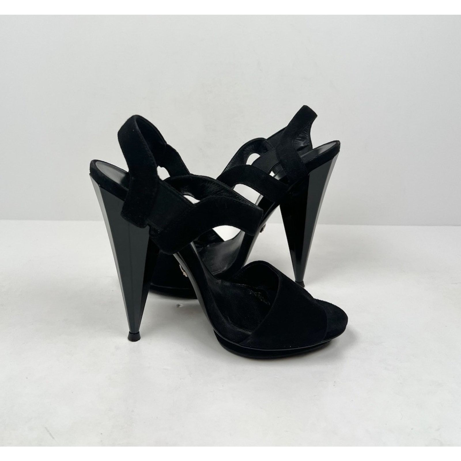 Gucci Size 6.5W - Gucci Black Suede Liberty Slingback Heels Size US 6.5 / IT 36.5 - 4 Thumbnail