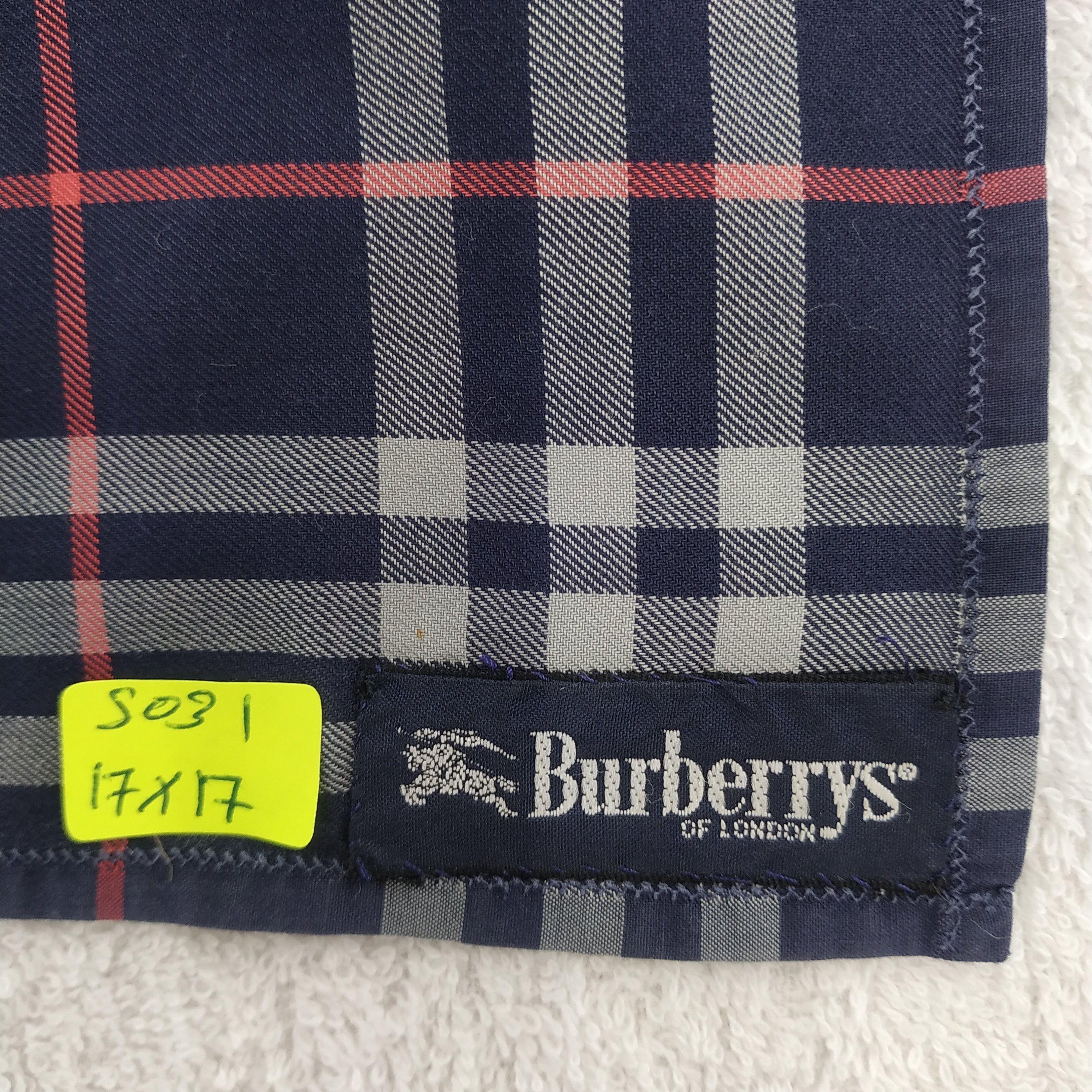 Burberry × Vintage Burberry Bandana / Handkerchief / Neckerchief - S031 Size ONE SIZE - 5 Thumbnail