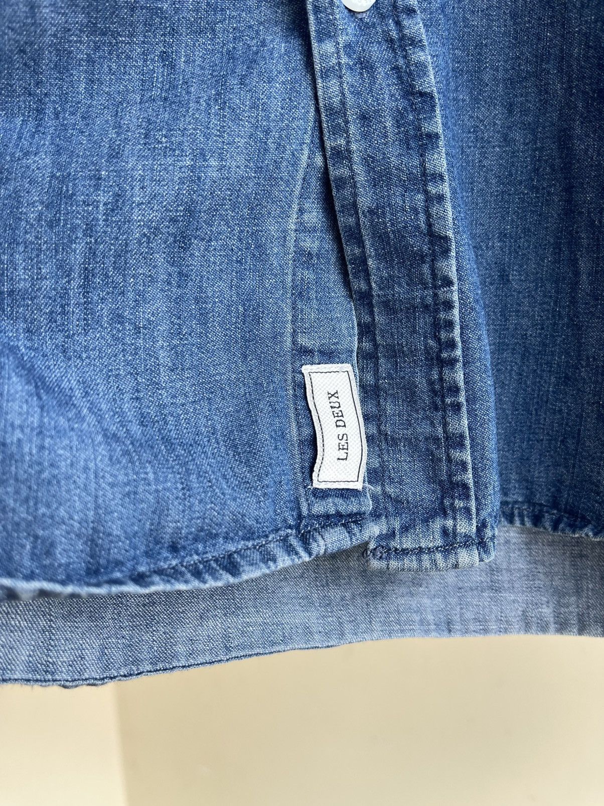Les Deux Vagrant Chambray Regular Fit Button Down Long Sleeve Shirt Size US M / EU 48-50 / 2 - 10 Thumbnail