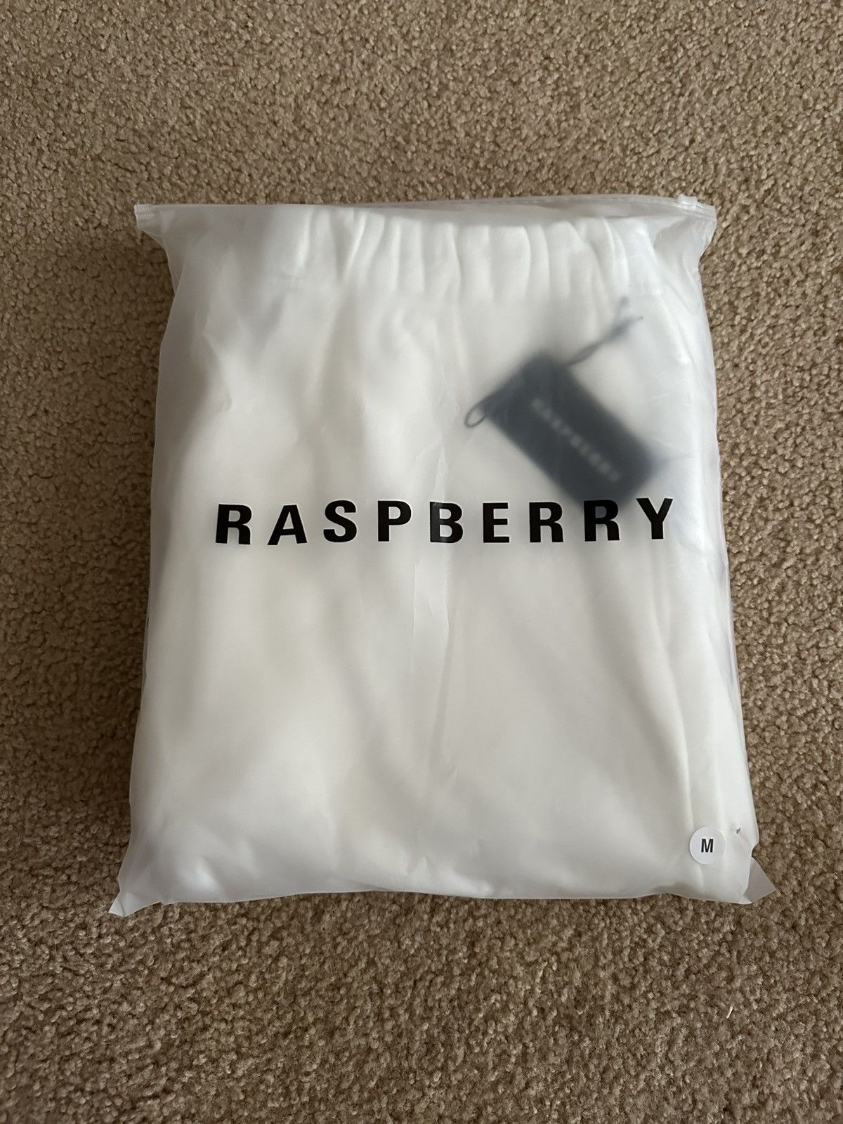 The GV Gallery GV Gallery Raspberry Hills Galaxy Sweatpants Size Medium Size US 33 - 8 Thumbnail