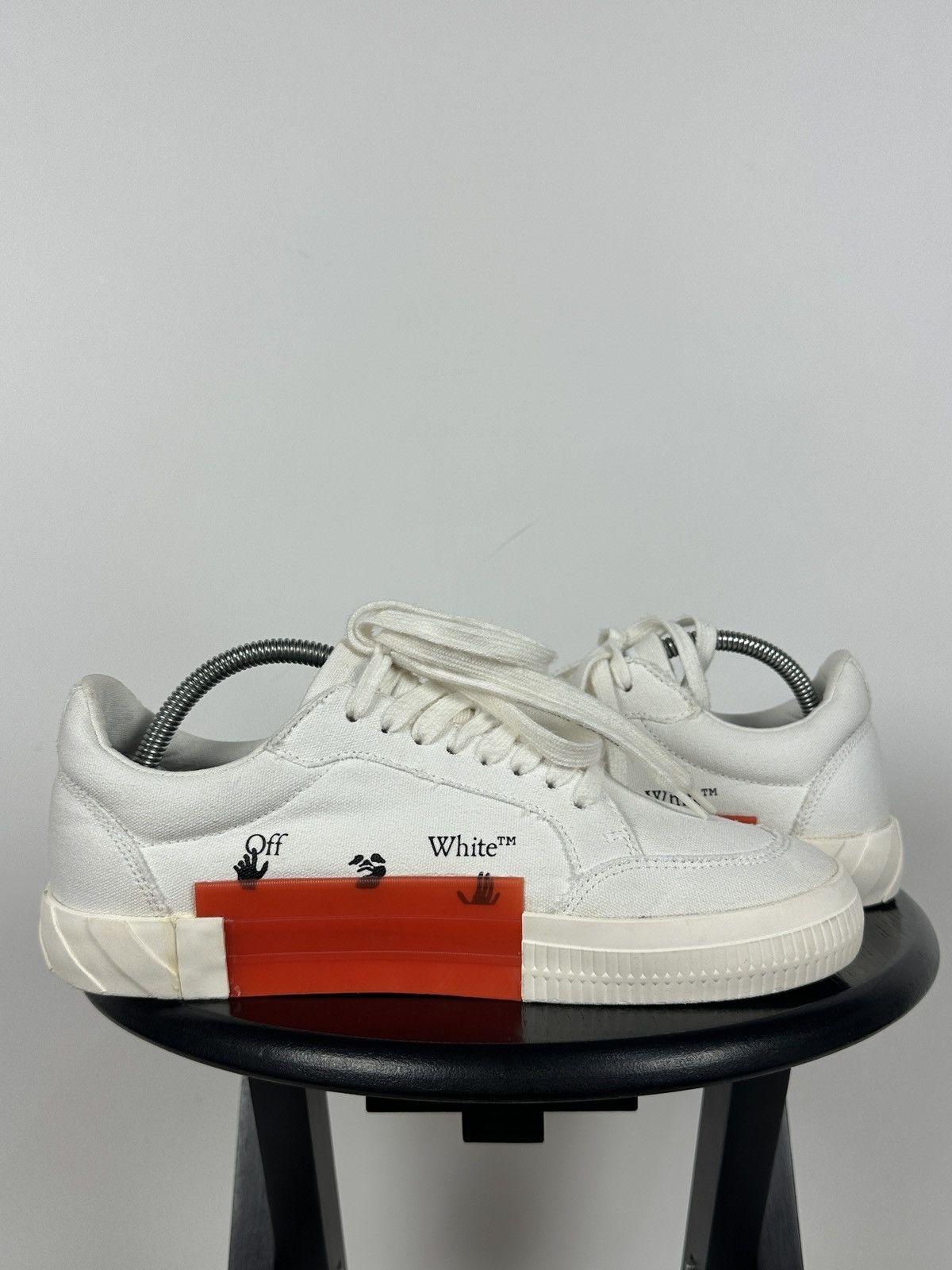 Off-White Off-White Vulcanized Virgil Abloh Low Top Sneakers Size US 9 / EU 42 - 3 Thumbnail