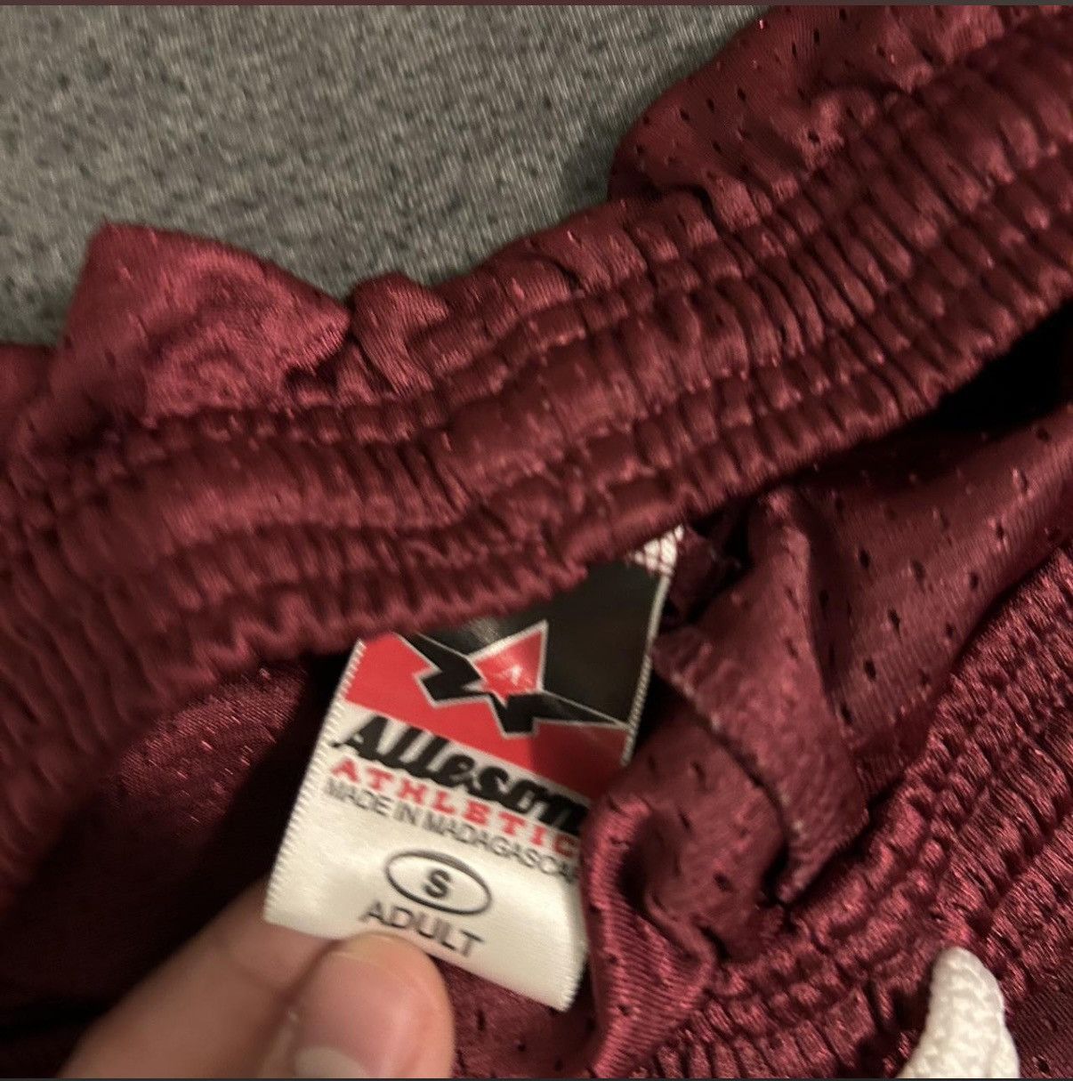 Alleson Athletics Alleson atheltics Maroon basketball shorts Size US 31 - 2 Thumbnail
