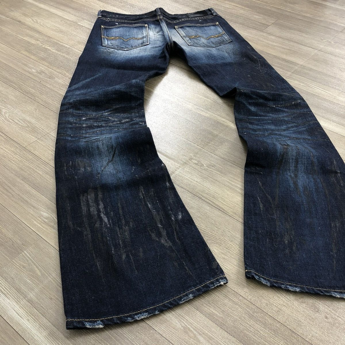 GOSTAR DE FUGA × If Six Was Nine × Tornado Mart 🇯🇵 2000s Fuga Devil Vomits Claw Mark Distressed Flared Jeans Size US 30 / EU 46 - 20 Thumbnail