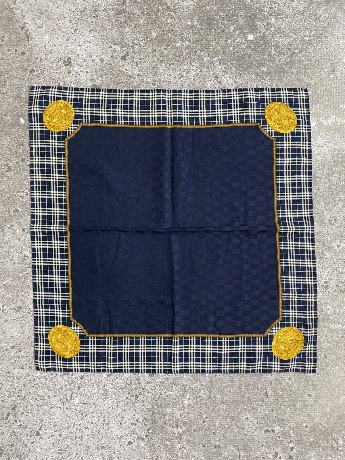 Burberry Burberrys Handkerchief / Bandana / Neckerchief Size ONE SIZE - 2 Thumbnail