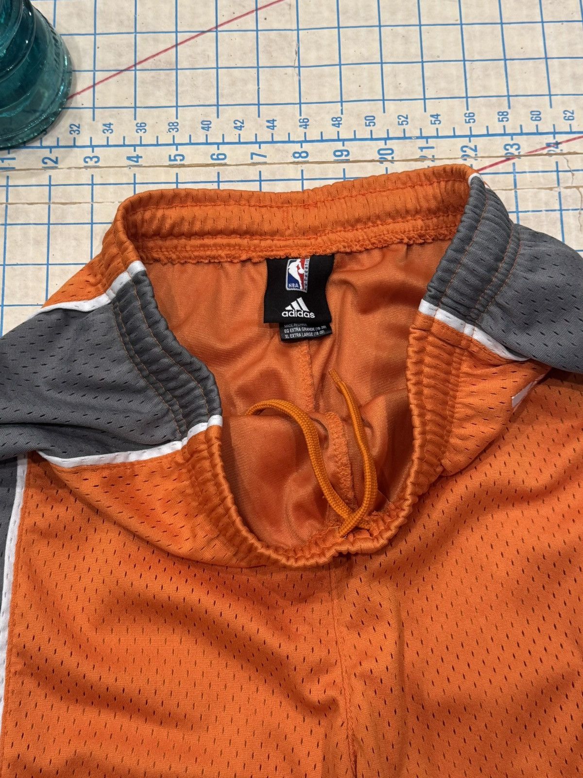 Adidas Adidas Phoenix Suns Youth Size XL Orange Basketball Shorts Size US 30 / EU 46 - 4 Thumbnail