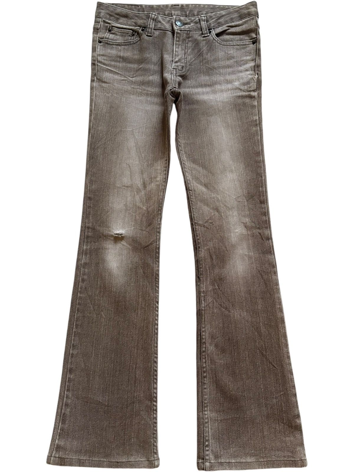 Japanese Brand Vintage Japanese Brand Faded Wash Distressed Flare Jeans Size 28" / US 6 / IT 42 - 1 Thumbnail