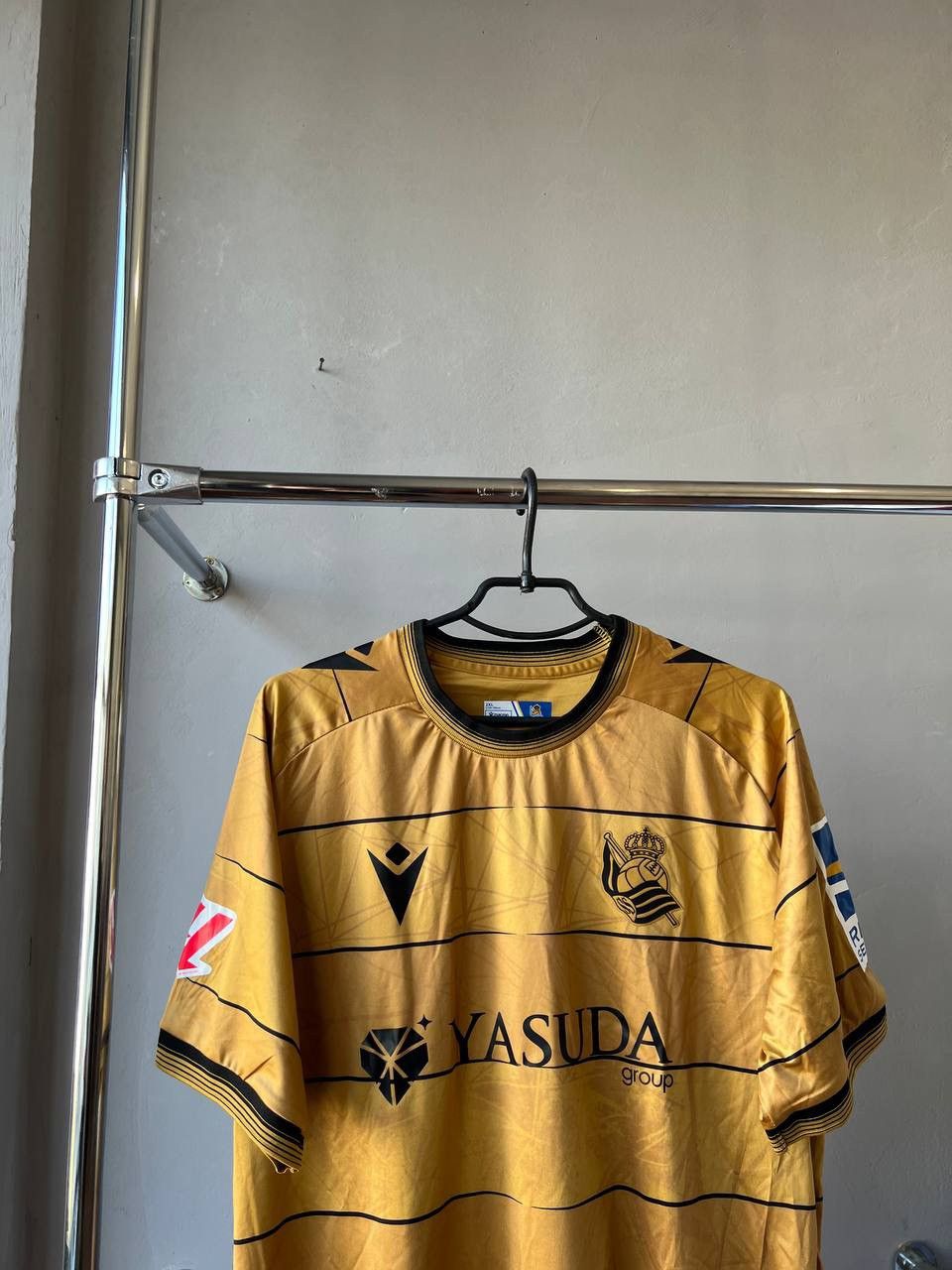 Macron 2025 REAL SOCIEDAD #4 MATCH WORN SOCCER JERSEY SHIRT RARE Size US XXL / EU 58 / 5 - 5 Thumbnail