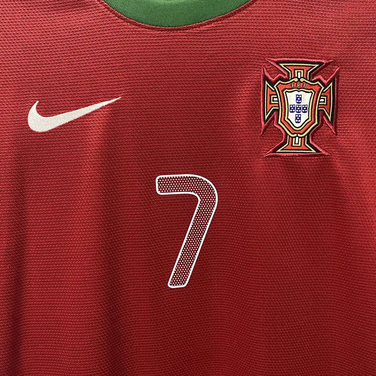 Nike Portugal Euro 2012 Home Jersey Cristiano Ronaldo Size US S / EU 44-46 / 1 - 3 Thumbnail