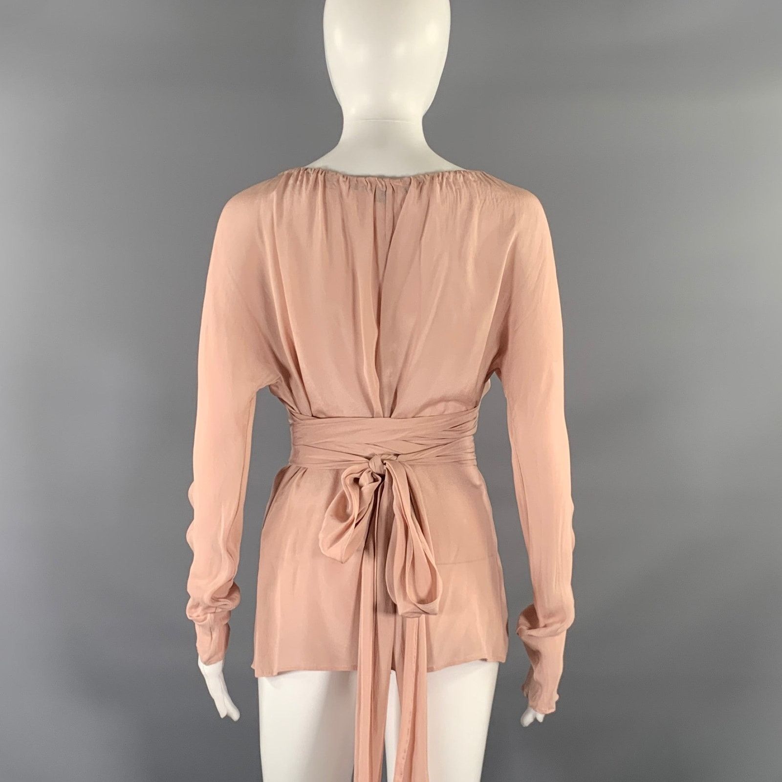 Gucci GUCCI Size M Taupe Silk Blouse Size M / US 6-8 / IT 42-44 - 4 Thumbnail