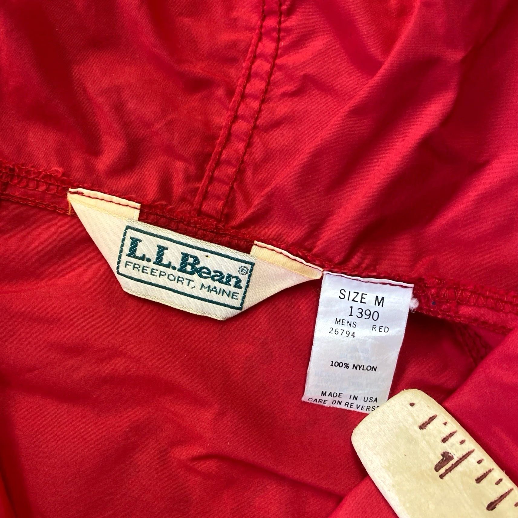 Vintage VINTAGE L.L. Bean Anorak Pullover Hooded Pockets 1/2 Zip Red Nylon Medium USA MADE Jacket Men Size US M / EU 48-50 / 2 - 4 Thumbnail