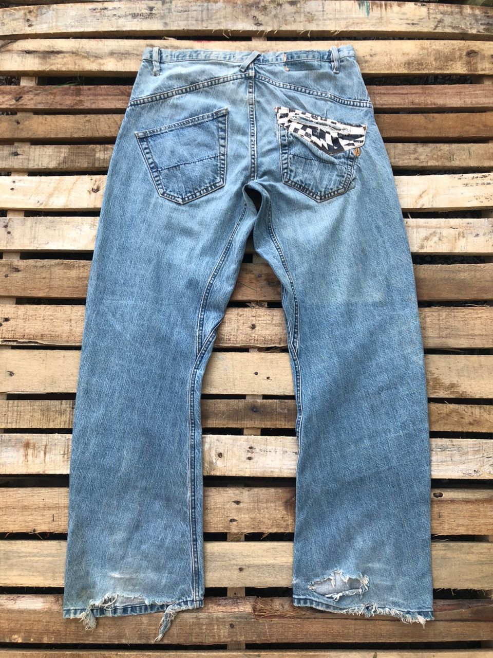 Volcom Vintage Volcom Denim Jeans Distressed Size US 34 / EU 50 - 1 Thumbnail