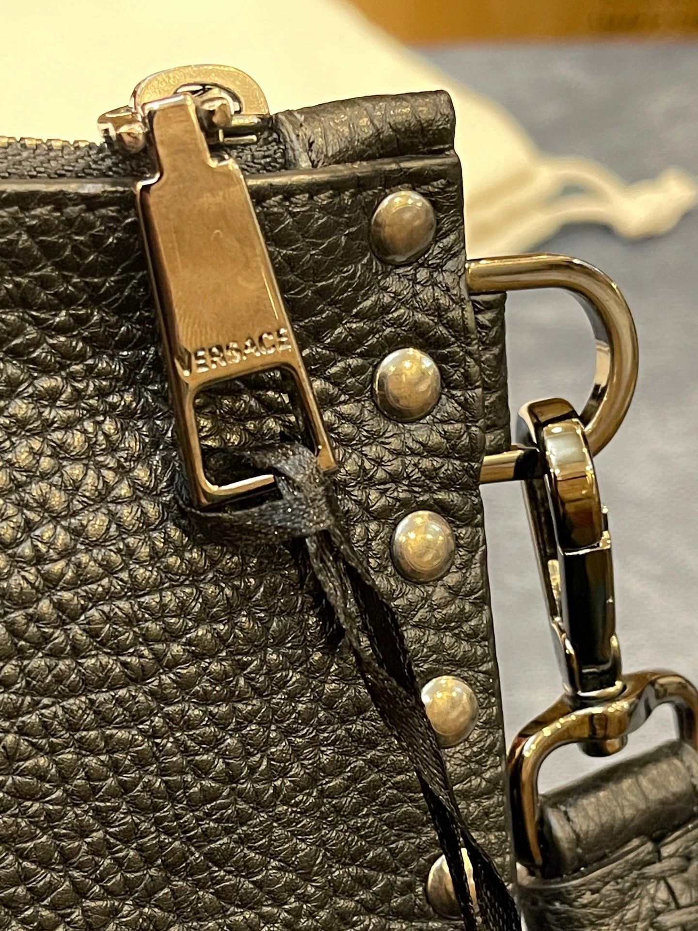 Versace Versace Envelope Handbag Litchi Grain Calfskin Size ONE SIZE - 5 Thumbnail