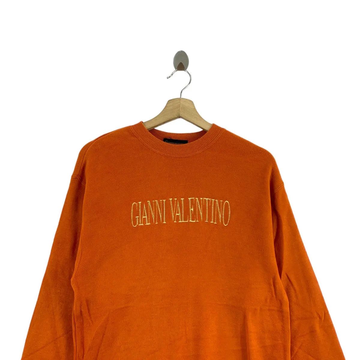 Vintage Vtg GIANNI VALENTINO ITALY Embroidered Sweatshirt Pullover Size M / US 6-8 / IT 42-44 - 2 Thumbnail