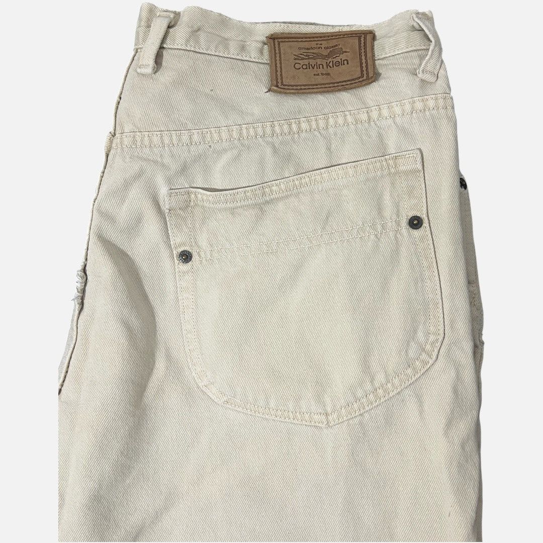Calvin Klein Vintage 90s Calvin Klein Cream Denim Jeans Jorts Size US 36 / EU 52 - 5 Thumbnail