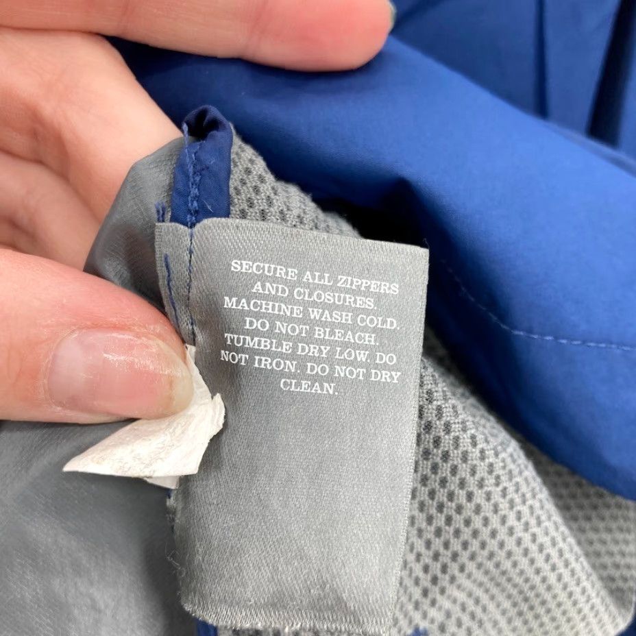 Vintage REI Coop Rain Jacket Mens S Blue Nylon Water Resistant Hooded Full Zip Camp Jacket Size US S / EU 44-46 / 1 - 6 Thumbnail