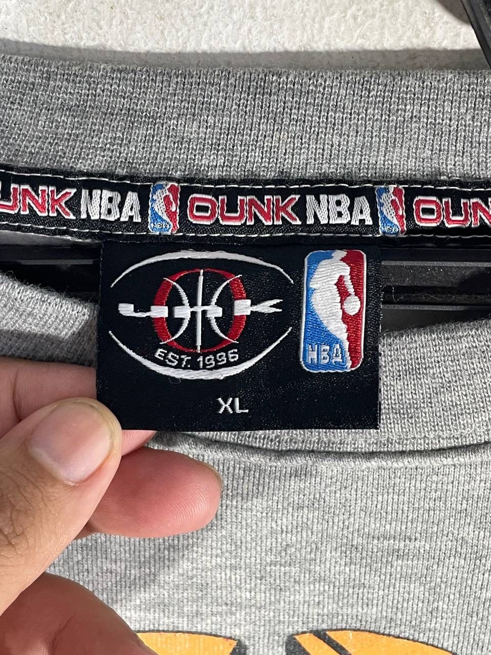 NBA Vintage nba club basketball Size US XL / EU 56 / 4 - 5 Thumbnail