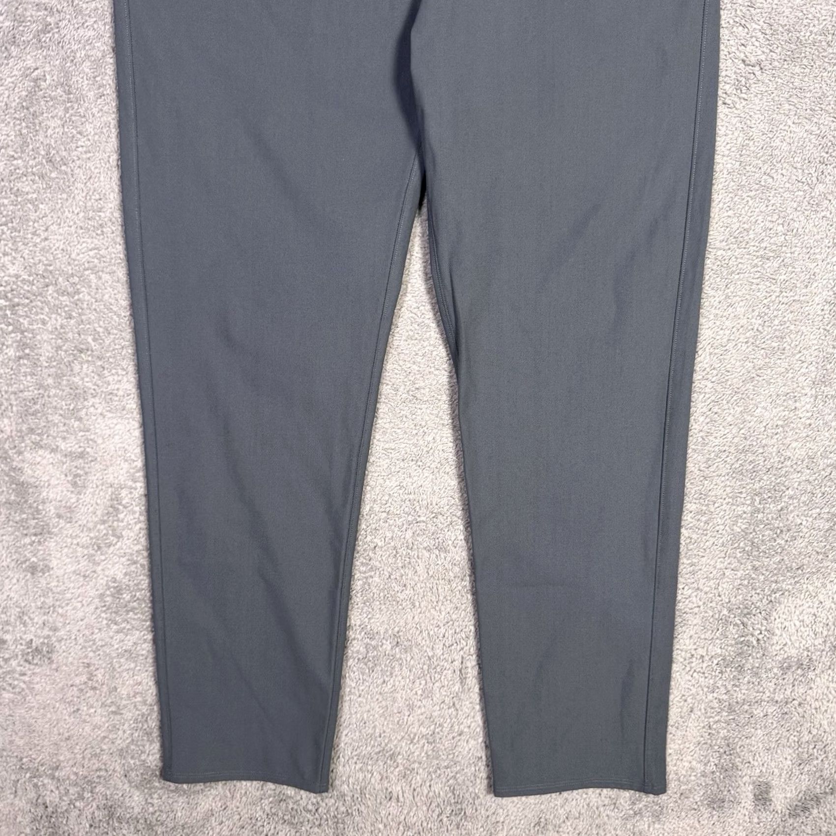Vuori Vuori Meta Pants Mens 36x30 Slim Fit Stretch Performance V430 Casual Preppy Blue - Size US 36 / EU 52 - 2 Thumbnail