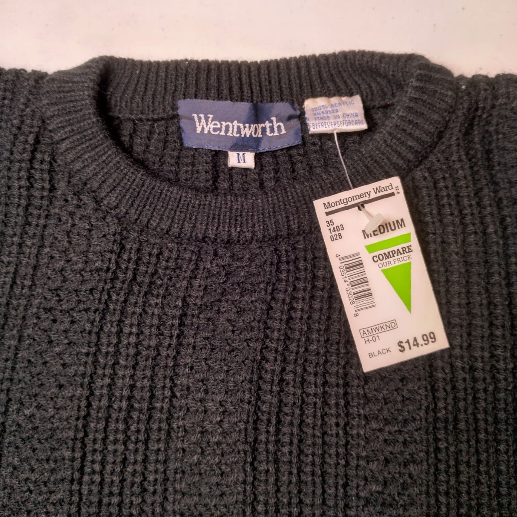Vintage VINTAGE Wentworth Sweater Adult Medium Black Crew Neck 90s Retro Mens Size US M / EU 48-50 / 2 - 4 Thumbnail