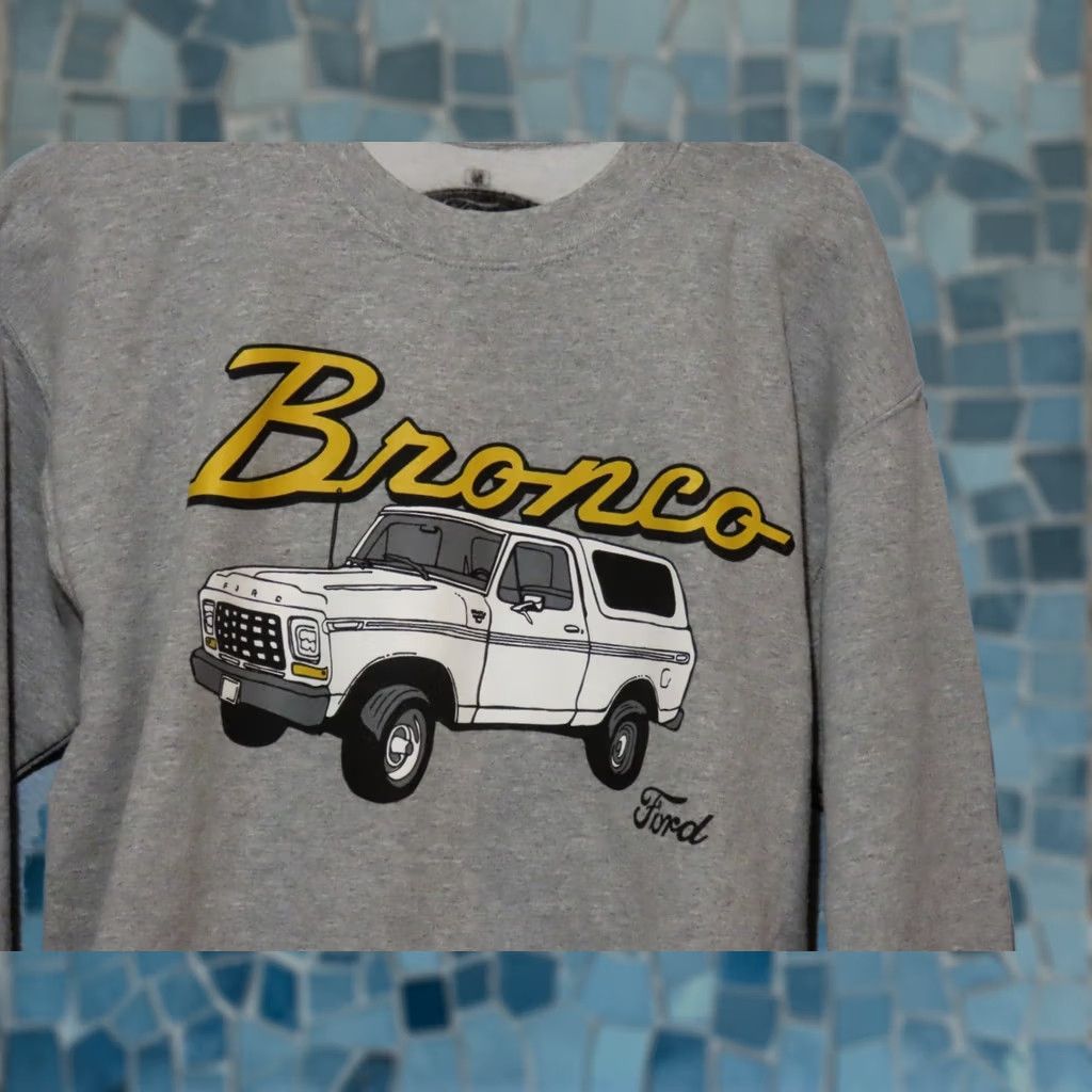 Ford VINTAGE Ford Bronco Gray Double Sided Long Sleeve Crewneck Sweatshirt Mens Size M Size US M / EU 48-50 / 2 - 1 Thumbnail