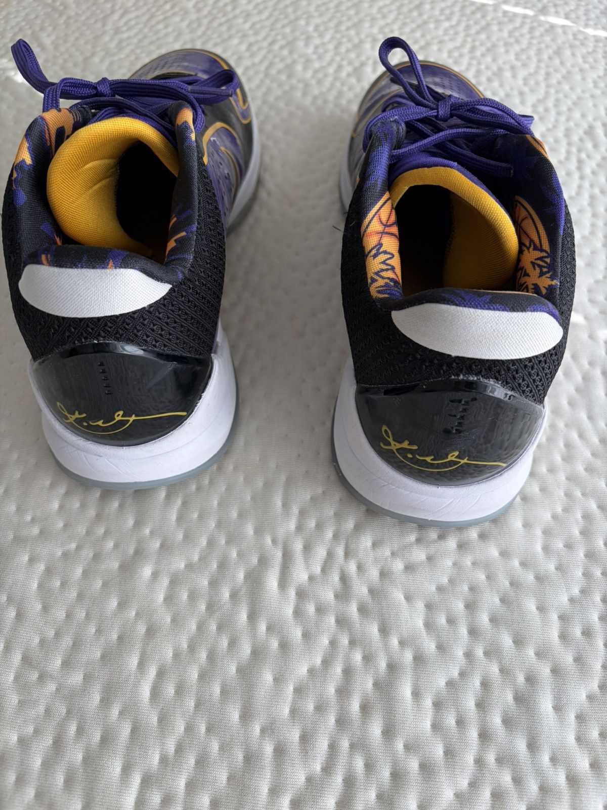 Nike kobe 5 protro Size US 12 / EU 45 - 3 Thumbnail