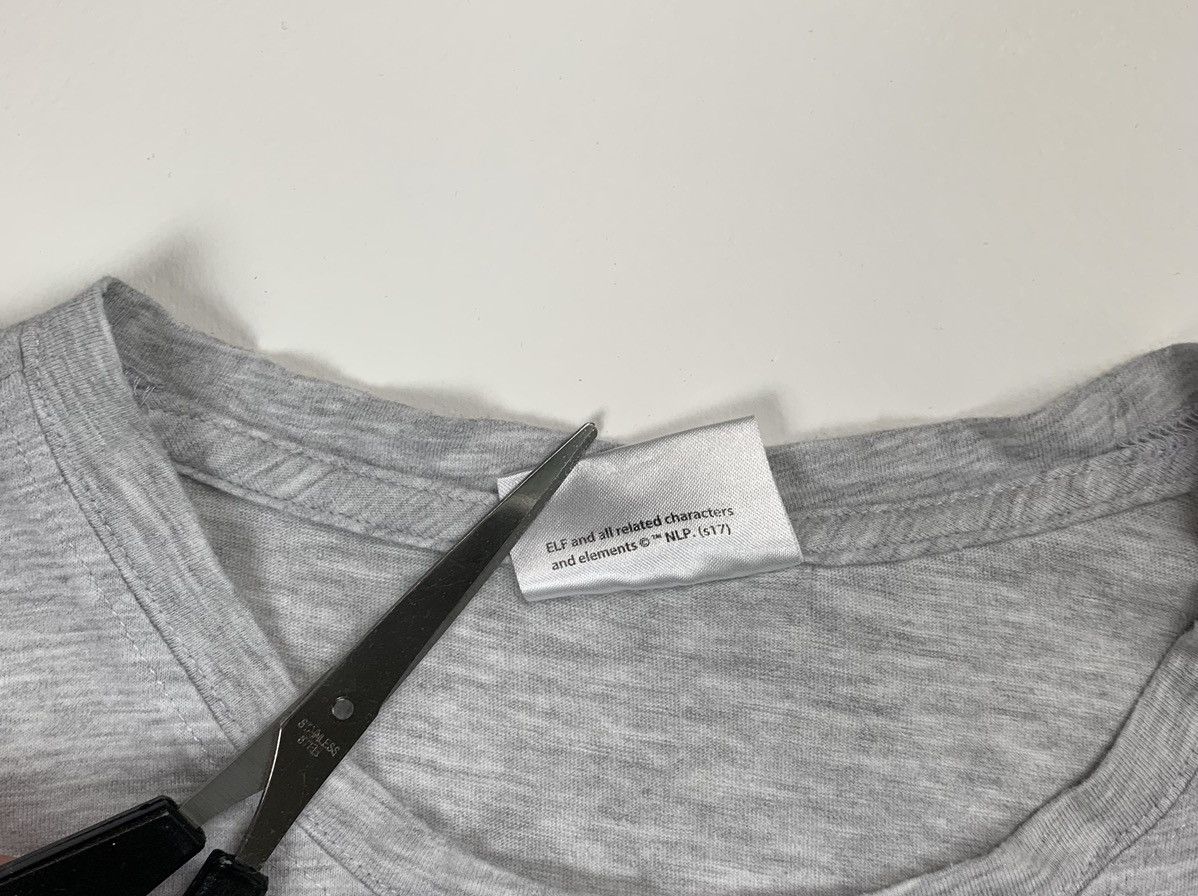 Grailed Vintage 2003 Elf T-Shirt Size M Y2K Movie Tee Size US M / EU 48-50 / 2 - 5 Thumbnail