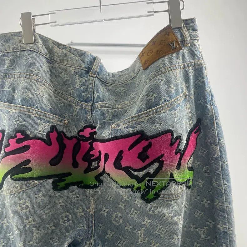 Louis Vuitton Louis Vuitton Flocked full-print jeans Size US 34 / EU 50 - 3 Thumbnail