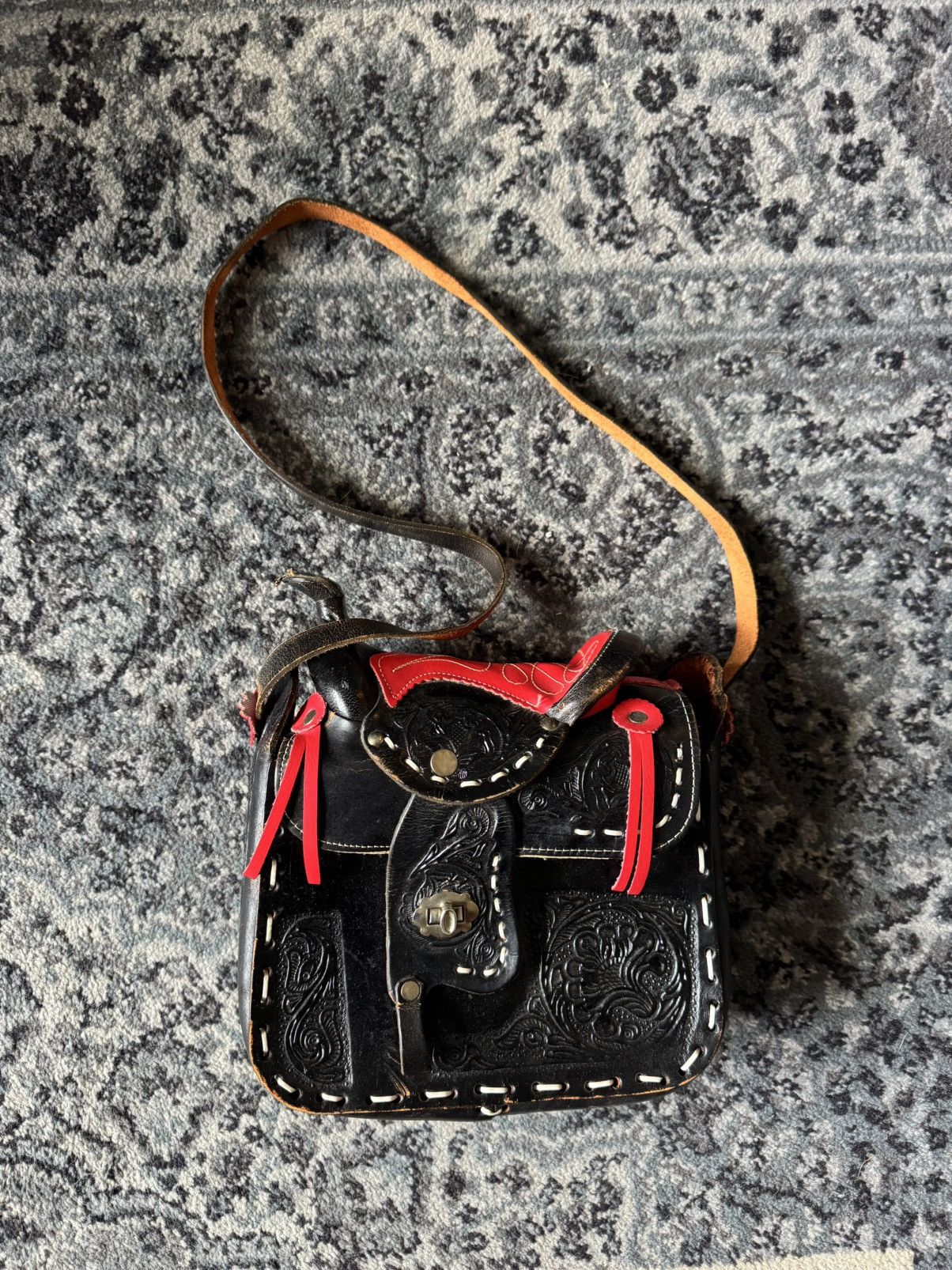 Vintage Vintage Horse Saddle Crossbody Bag Size ONE SIZE - 1 Thumbnail