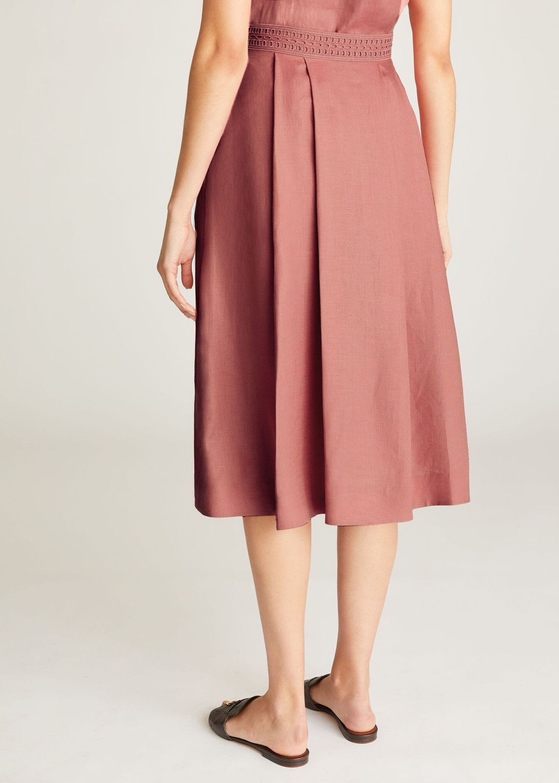 Loro Piana o1srvl11e0824 Zaira Sunny Midi Skirt in Dark Pink Size 28" / US 6 / IT 42 - 3 Thumbnail