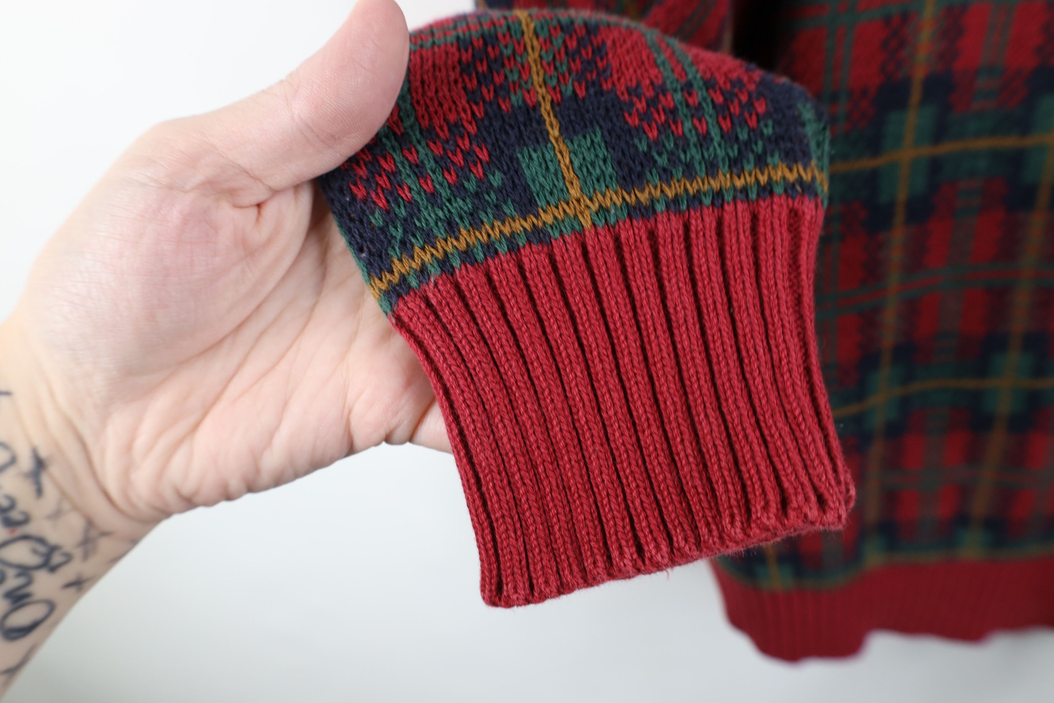 Vintage Vintage 90s Streetwear Cotton Knit Crewneck Sweater Plaid Size US M / EU 48-50 / 2 - 7 Thumbnail