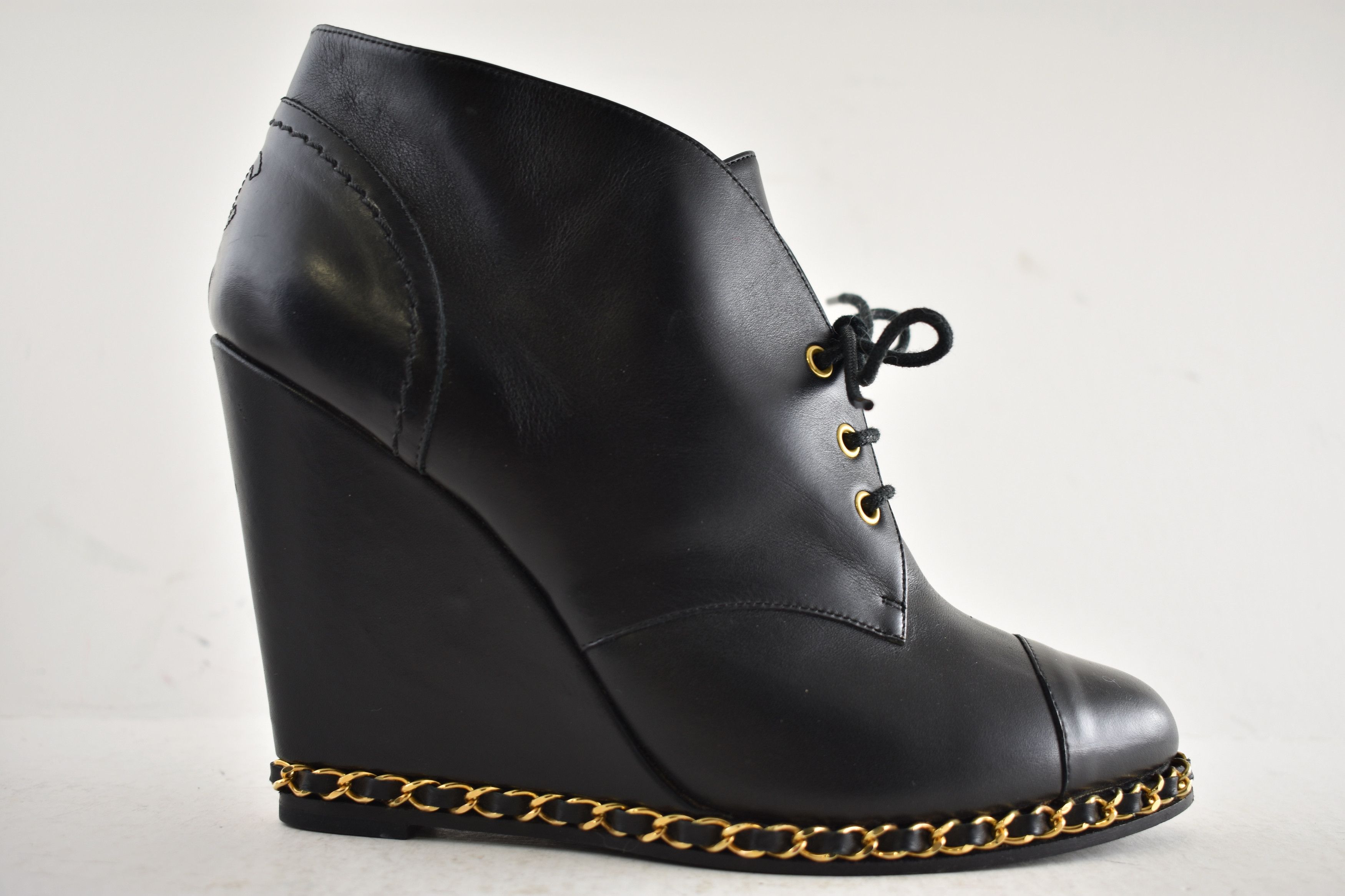 Chanel Leather Gold Chain Around CC Logo Ankle Wedge Boot 38.5 Size US 8.5 / IT 38.5 - 2 Thumbnail