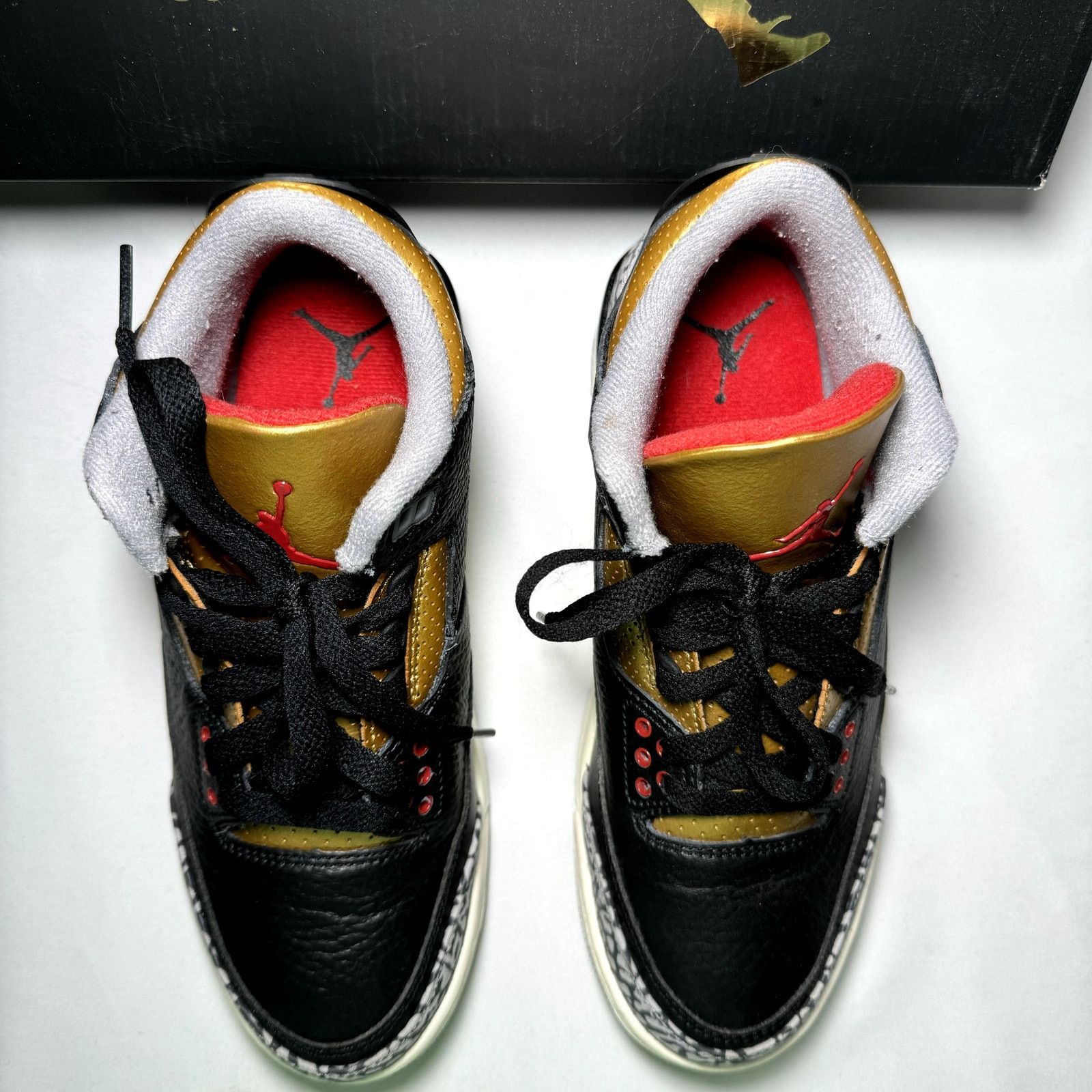 Jordan Brand × Nike Size 7.5 - Air Jordan 3 Retro Black Gold 2022 Women's Shoes Size US 7.5 / IT 37.5 - 4 Thumbnail