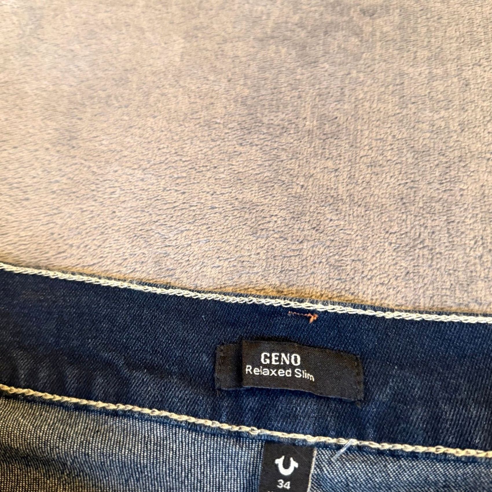 True Religion VINTAGE? No. Size US 34 / EU 50 - 7 Thumbnail
