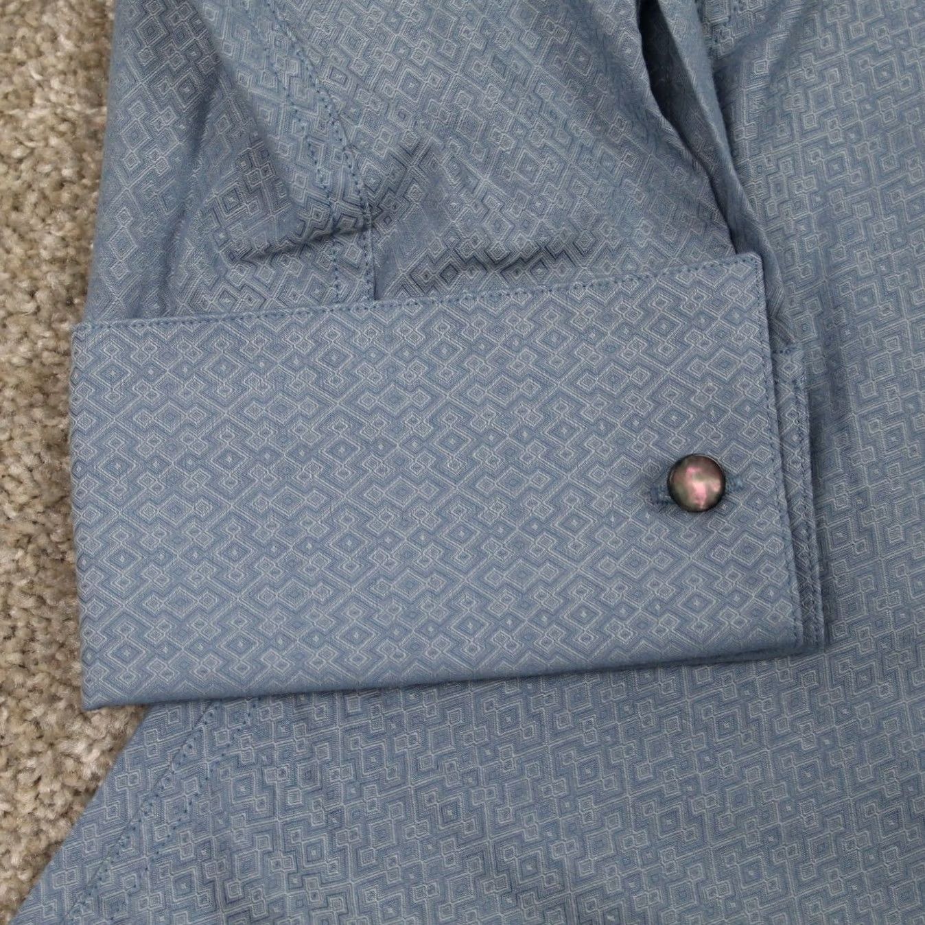 Liz Claiborne Claiborne Shirt Mens Large Blue Gray Reflections Modern Fit Cotton L/S Button-Up Size US L / EU 52-54 / 3 - 4 Thumbnail