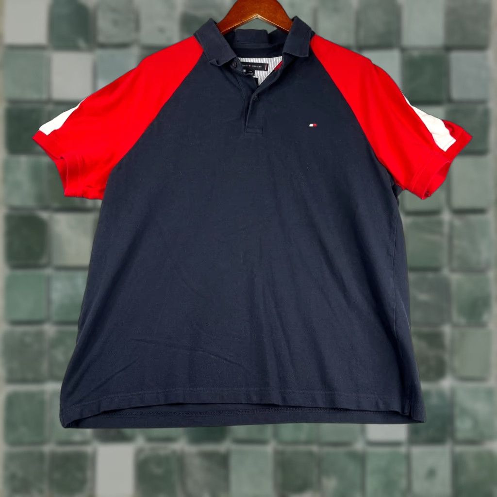 Tommy Hilfiger Tommy Hilfiger Polo Shirt Regular Fit Blue Navy Logo Short Sleeve Men Large Casual Size US L / EU 52-54 / 3 - 1 Thumbnail