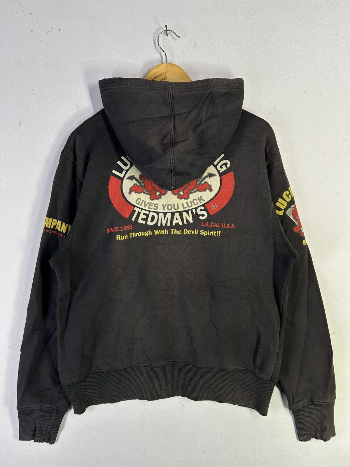 Japanese Brand × Tedman × Vintage Rare🔥 Vintage Sunfaded Red Devil Ted Company Size US M / EU 48-50 / 2 - 6 Thumbnail