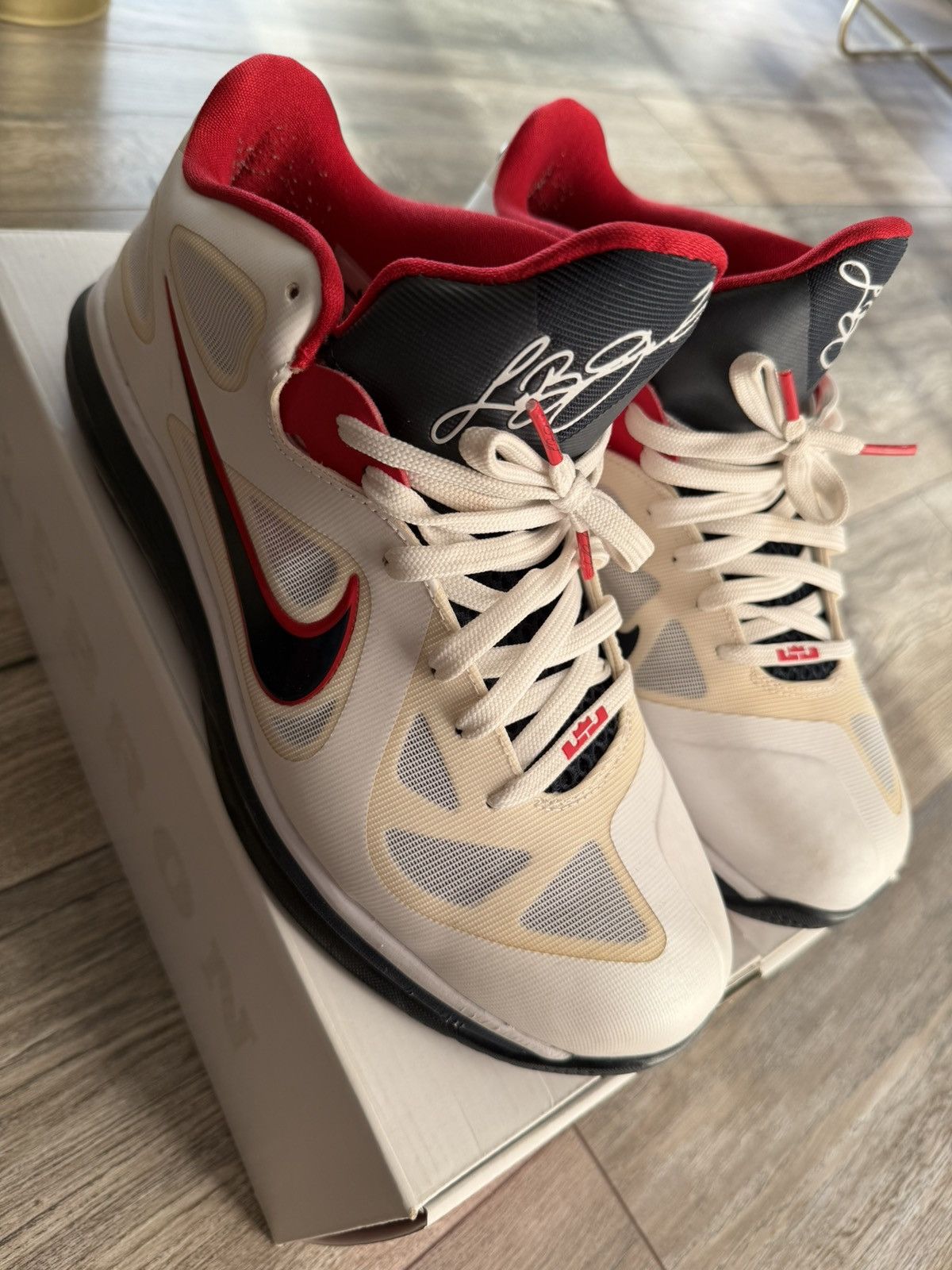 Nike Nike Air Lebron 9 Low Olympics USA size 10 Size US 10 / EU 43 - 1 Thumbnail