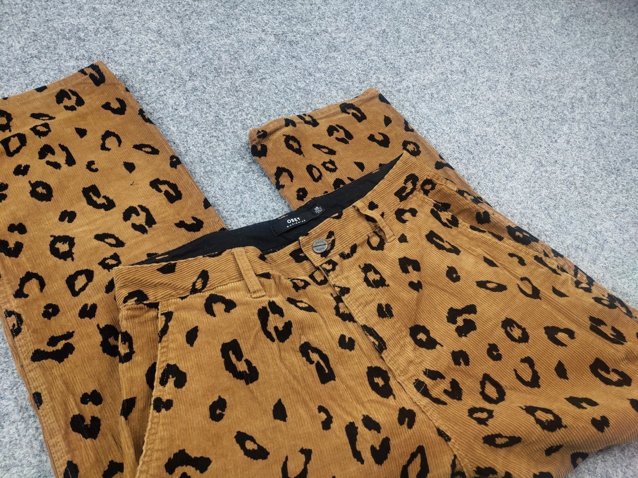 Obey Obey Abbott Painter Leopard Corduroy pants Vintage Y2K Size 28" / US 6 / IT 42 - 12 Thumbnail