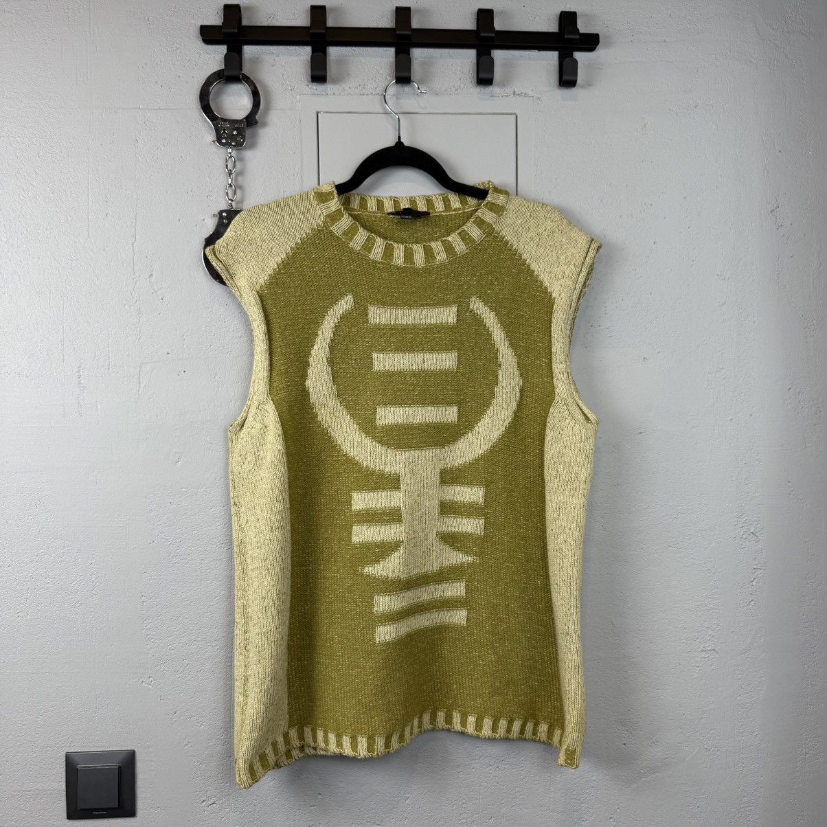 Diesel Vintage Avant Garde Diesel Aztec Vest Sweater Size US L / EU 52-54 / 3 - 1 Thumbnail