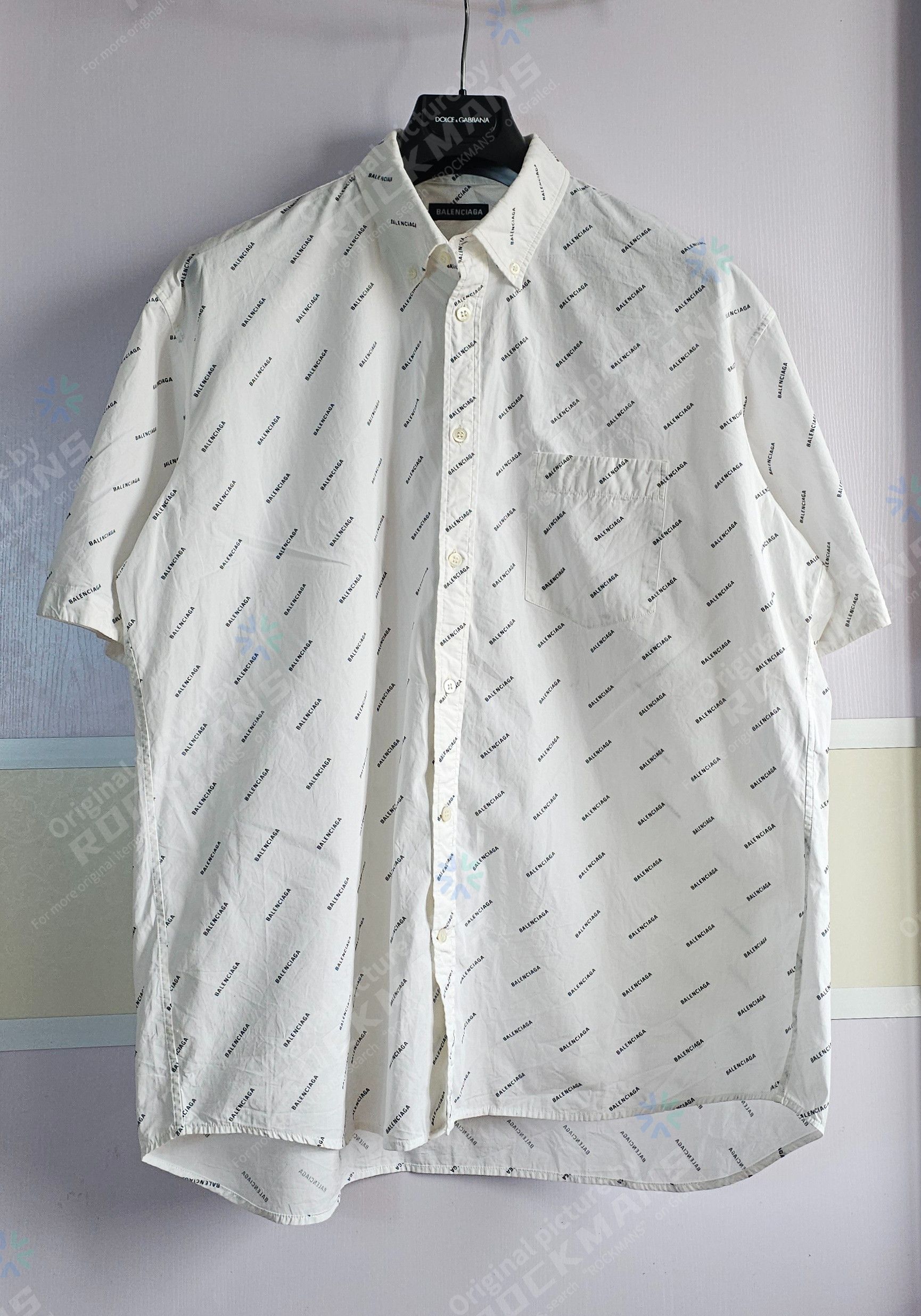 Balenciaga Balenciaga All-Over Logo Short-Sleeve Shirt in White Size 42 Size US XL / EU 56 / 4 - 2 Thumbnail