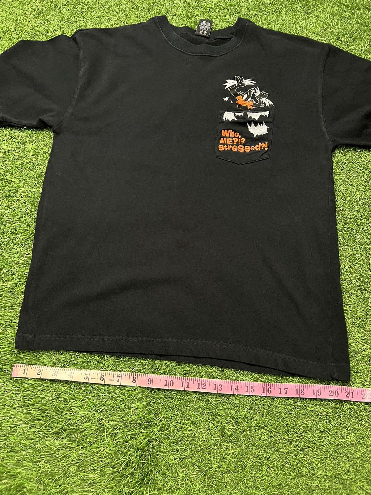 Cartoon Network VINTAGE DAFFY DUCK POCKET TSHIRT Size US L / EU 52-54 / 3 - 7 Thumbnail
