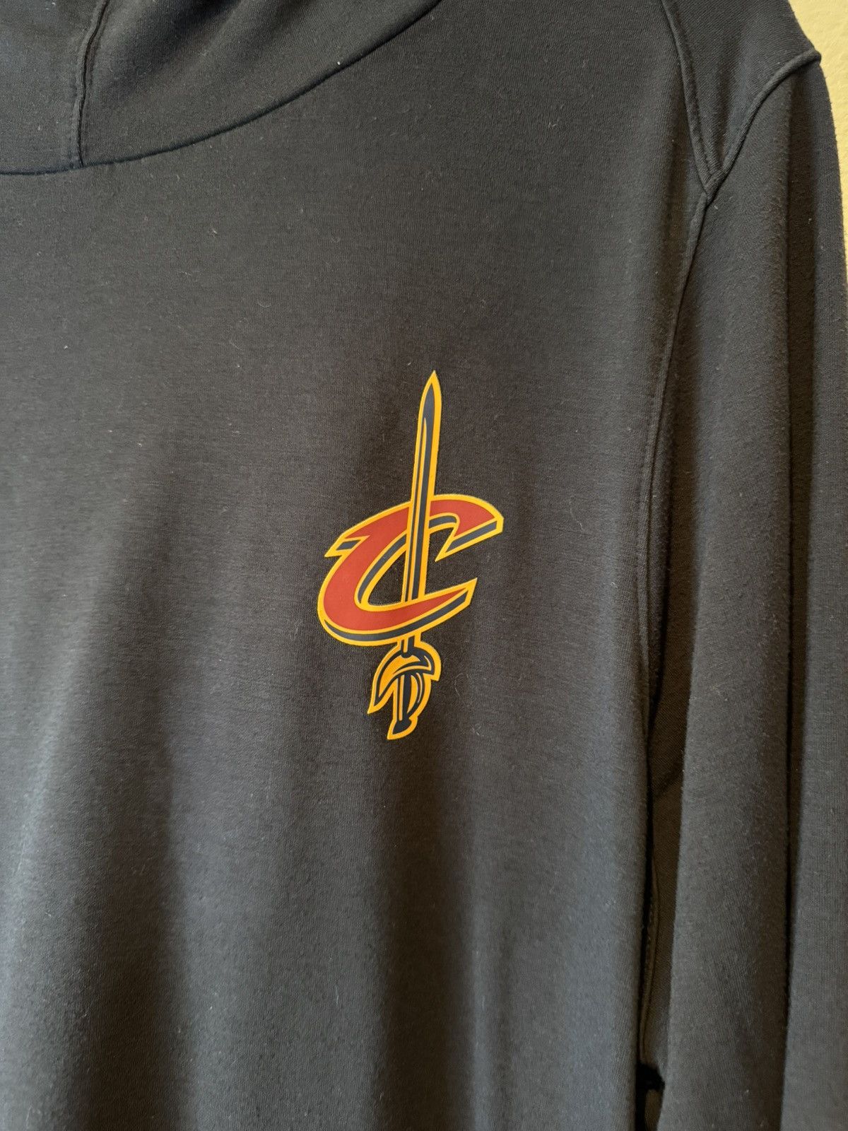 Nike Nike Cleveland Cavaliers Warm Up Hoodie Rare Men’s XL NBA Size US XL / EU 56 / 4 - 2 Thumbnail
