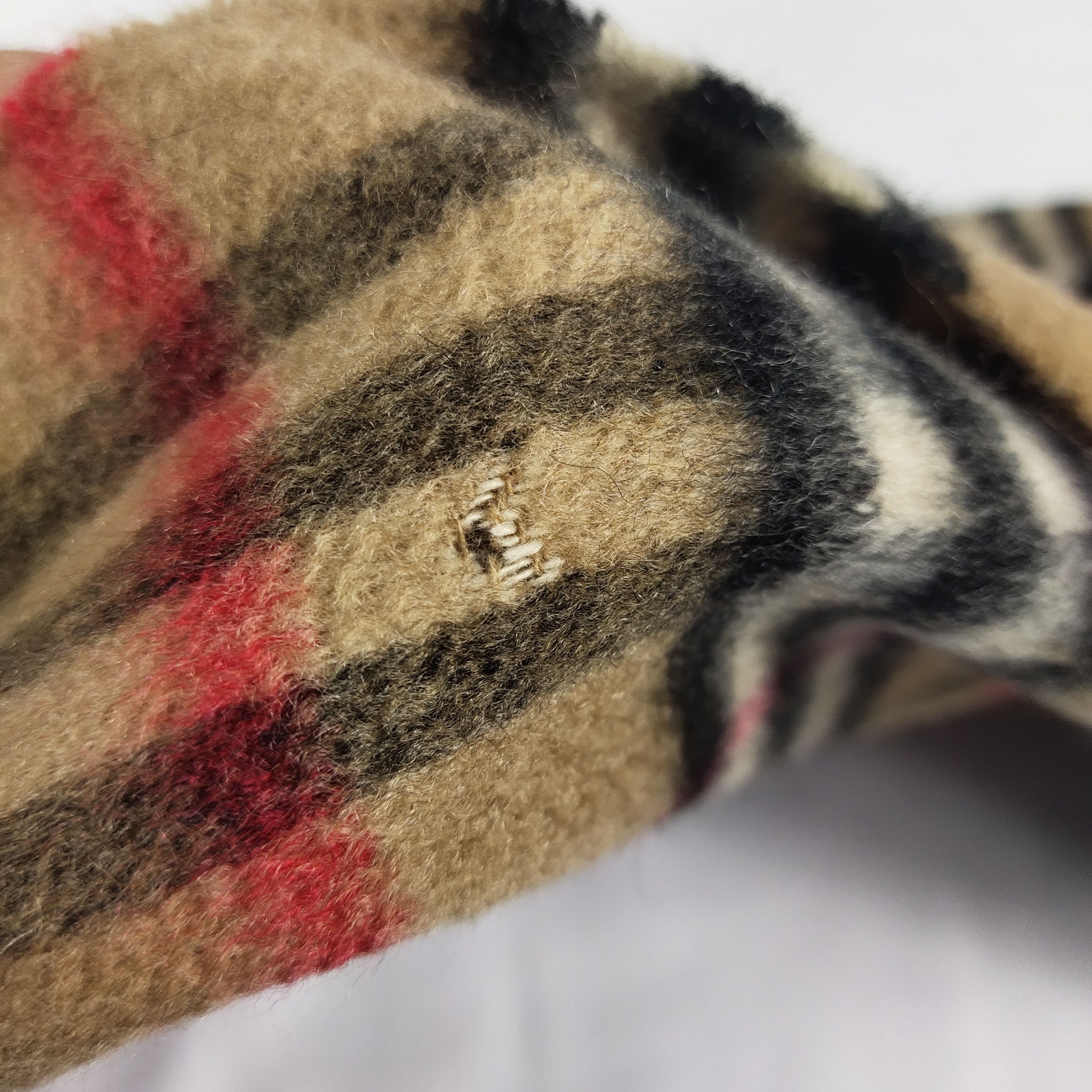 Burberry Burberry Scarf / Muffler / Neckwear M026 Size ONE SIZE - 6 Thumbnail