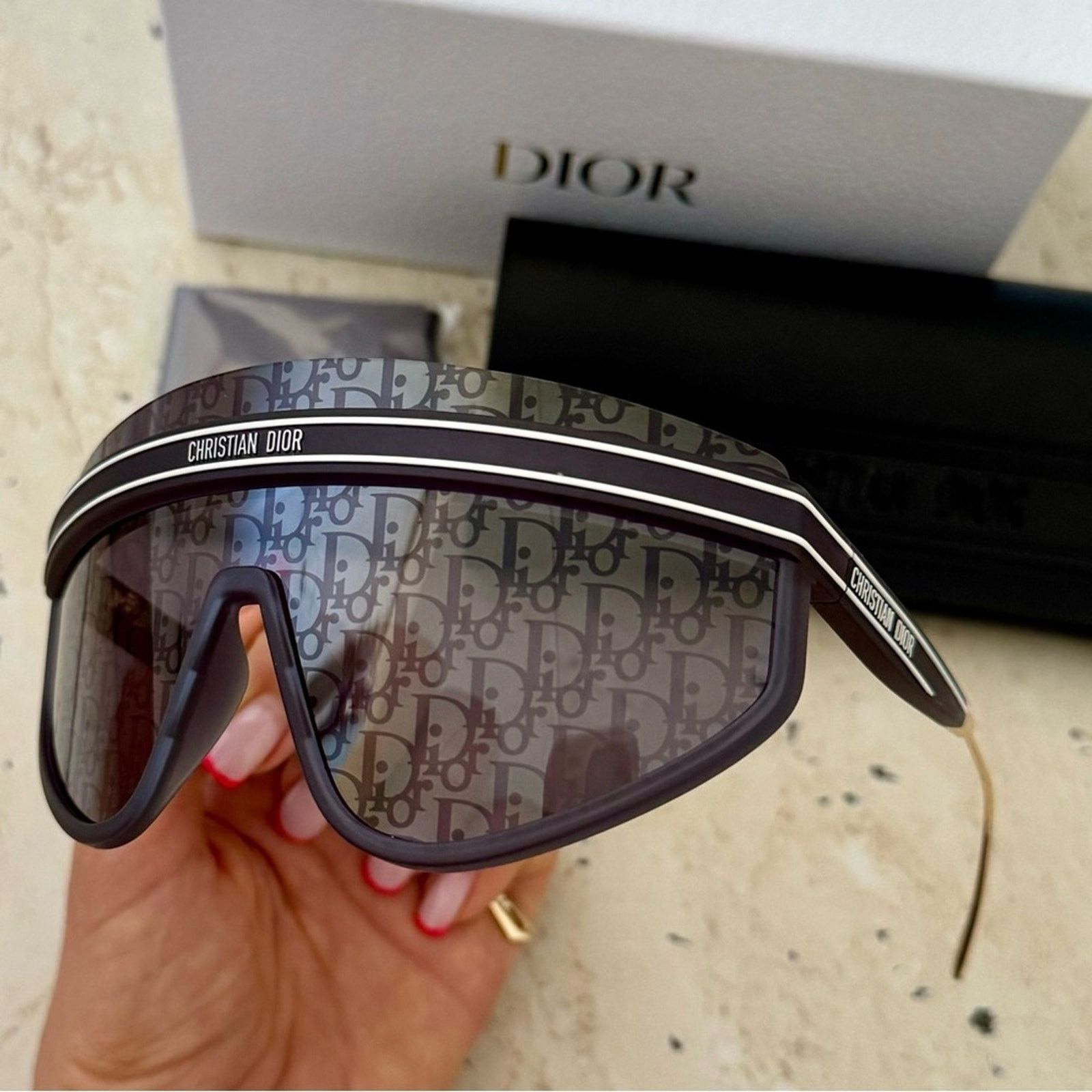 Dior New Dior Club M2U 31B8 Sunglasses Monogram Lenses Authentic! Size ONE SIZE - 2 Thumbnail