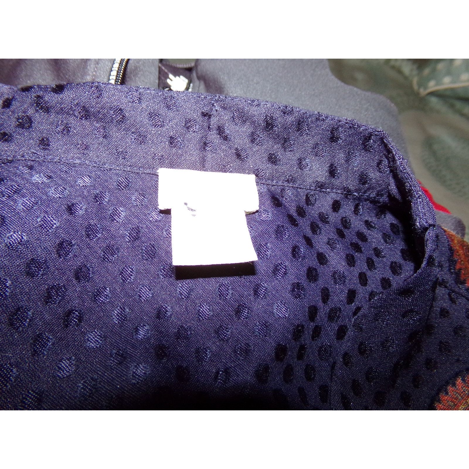 Chicos Gorgeous Chico's navy w paisley trim blouse size 1 (M) Size M / US 6-8 / IT 42-44 - 6 Thumbnail