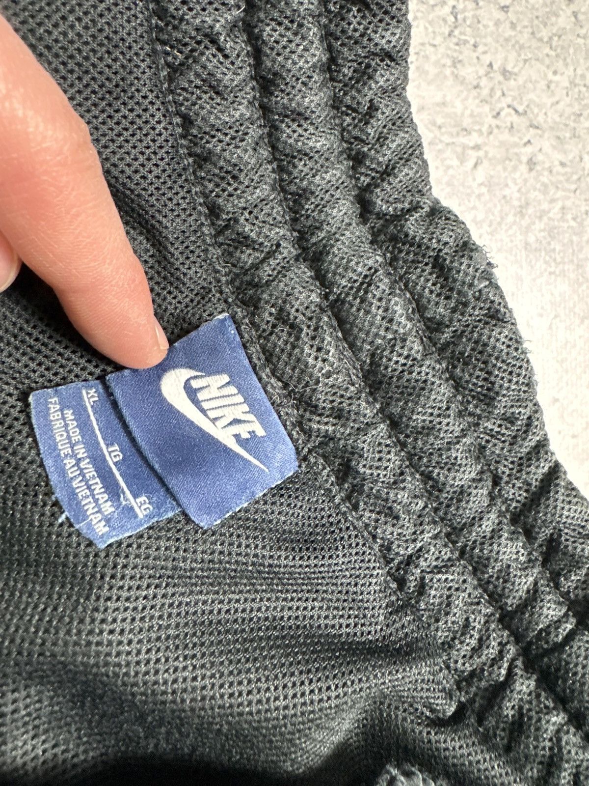 Nike Nike Vintage Baggy Track Pants Big Swoosh Size XL Size US 36 / EU 52 - 5 Thumbnail