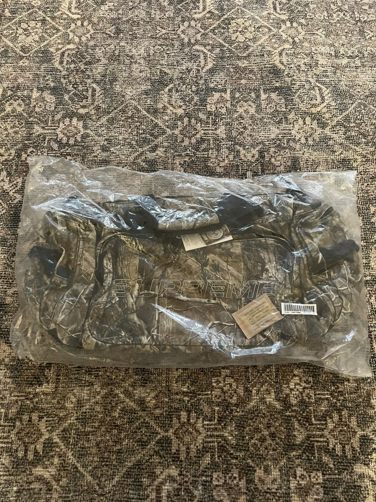 Supreme Supreme Realtree AP Camo Duffle Bag Size ONE SIZE - 1 Thumbnail