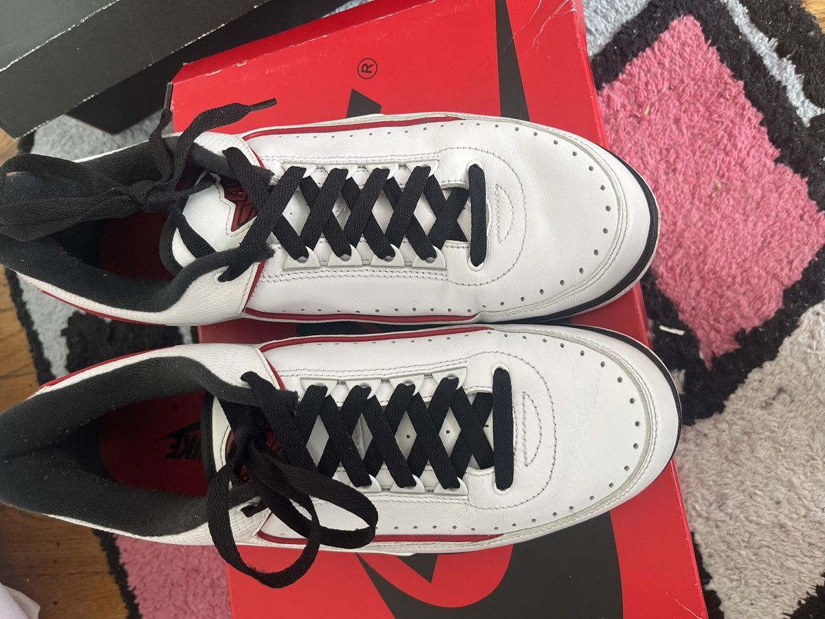 Jordan Brand Jordan 2 "Low Chicago" Size US 10 / EU 43 - 3 Thumbnail